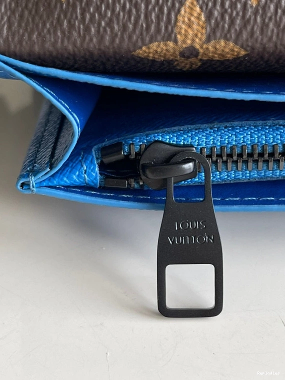 Cheap WALLET LOUIS VUITTON BRAZZA 0825